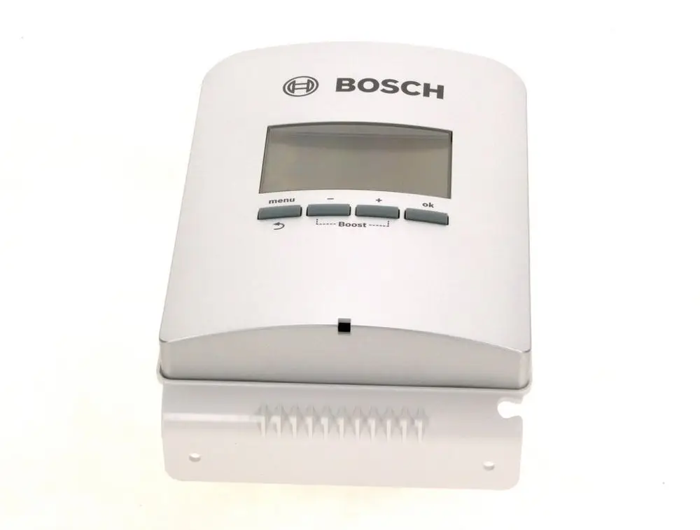 BOSCH Steuergerät in Weiß mit digitalem Display und Bedientasten. Geeignet für Heizungssteuerung oder ähnliche Anwendungen.